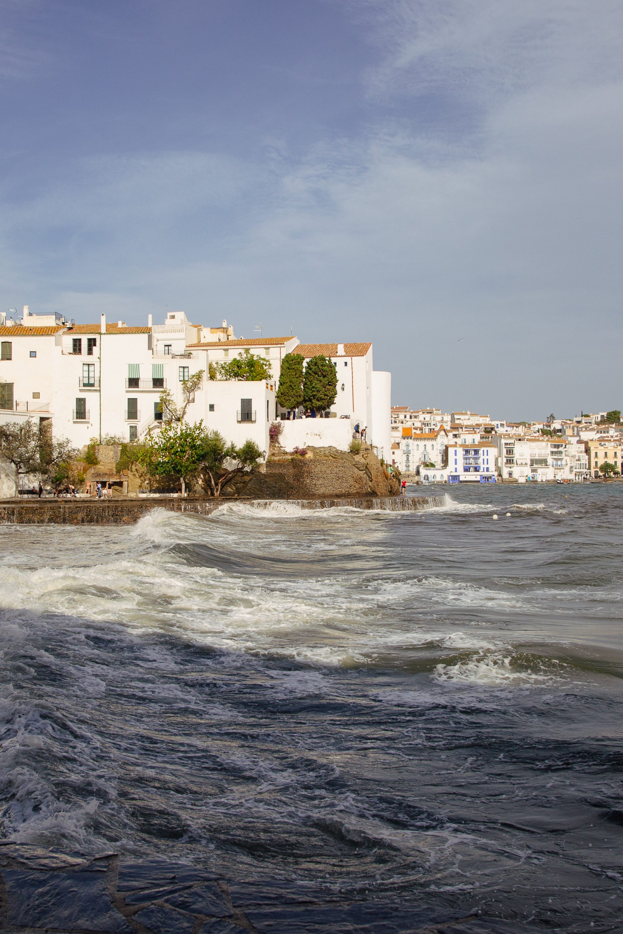 cadaques23102330